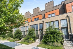 16 Curlew Drive  Toronto, ON M3A 0A8