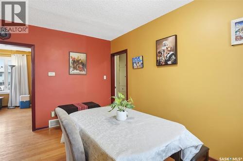 334 Q Avenue N, Saskatoon, SK - Indoor Photo Showing Dining Room