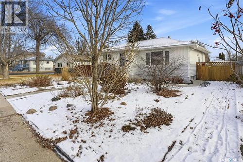 334 Q Avenue N, Saskatoon, SK - Outdoor