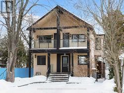 21 WILLOWBANK AVENUE  Richmond Hill, ON L4E 3B4