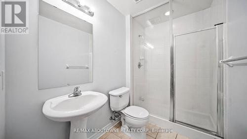1609 - 388 Prince Of Wales Drive, Mississauga, ON - Indoor Photo Showing Bathroom
