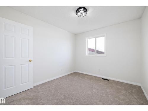 5914 162A Av Nw, Edmonton, AB - Indoor Photo Showing Other Room