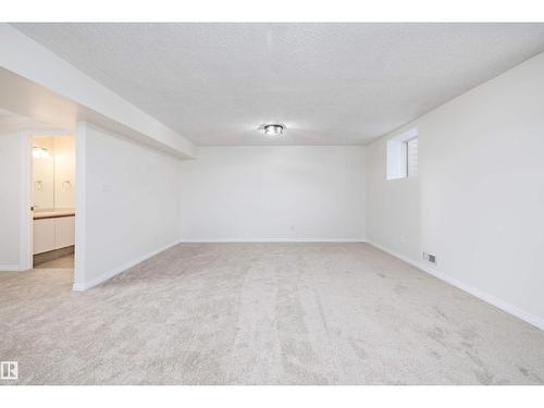 5914 162A Av Nw, Edmonton, AB - Indoor Photo Showing Other Room
