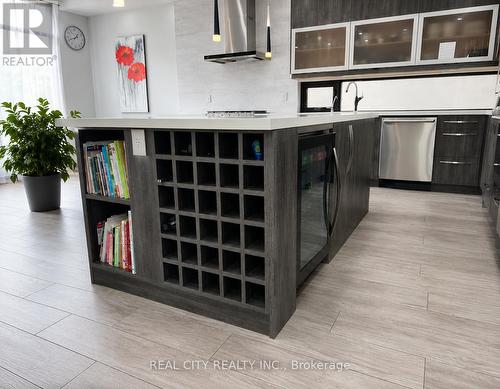 662 Byngmount Avenue, Mississauga, ON - Indoor