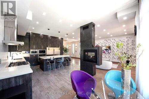 662 Byngmount Avenue, Mississauga, ON - Indoor