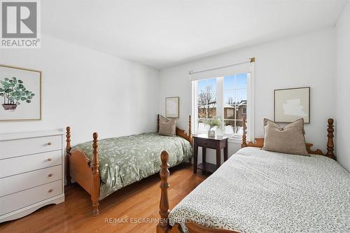 287 Cornwallis Road, Hamilton, ON - Indoor Photo Showing Bedroom