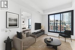 806 - 35 PARLIAMENT STREET  Toronto, ON M5A 0Z5