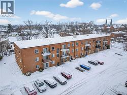 456 CARLTON Street Unit# 10  St. Catharines, ON L2M 4X1
