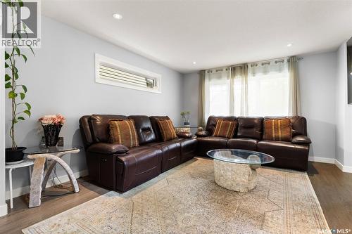 5113 Crane Crescent, Regina, SK - Indoor Photo Showing Living Room