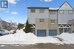 589 BEECHWOOD Drive Unit# 43  Waterloo, ON N2T 2K9