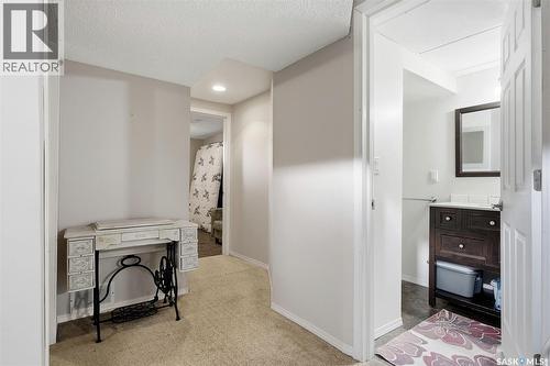 850 Samuels Crescent N, Regina, SK - Indoor Photo Showing Other Room
