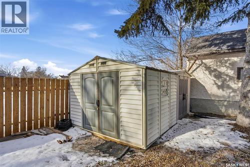 850 Samuels Crescent N, Regina, SK - Outdoor