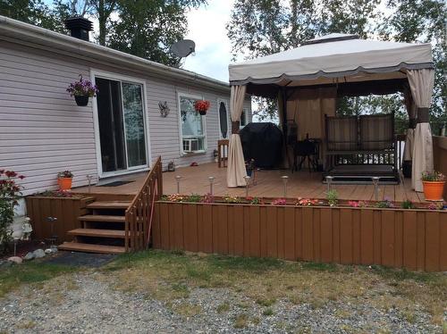 Terrasse - 32 Av. De La Plage, Barraute, QC - Outdoor