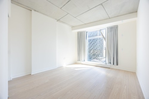 Chambre à coucher - 1606-360 Rue Mayor, Montréal (Ville-Marie), QC - Indoor Photo Showing Other Room