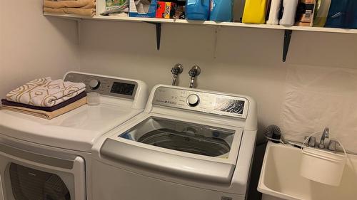 1820 Olympus Way, West Kelowna, BC - Indoor Photo Showing Laundry Room