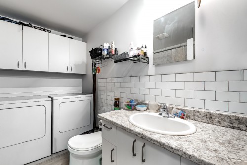 Salle de bains - 7-6396 Rue Villeneuve, Montréal (Montréal-Nord), QC - Indoor Photo Showing Other Room