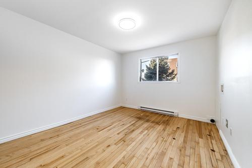 Chambre à coucher - 5-405 Rue Lamarre, Longueuil (Le Vieux-Longueuil), QC - Indoor Photo Showing Other Room