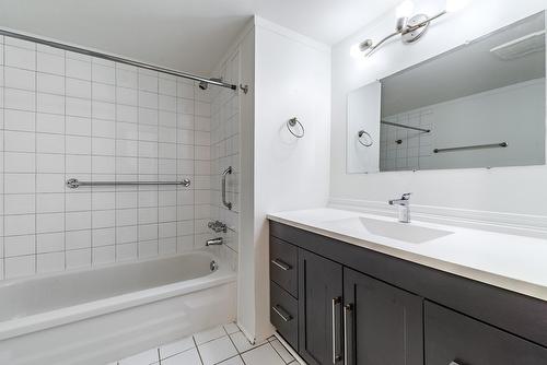 Salle de bains - 5-405 Rue Lamarre, Longueuil (Le Vieux-Longueuil), QC - Indoor Photo Showing Bathroom