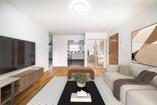 Salon - 5-405 Rue Lamarre, Longueuil (Le Vieux-Longueuil), QC - Indoor Photo Showing Living Room