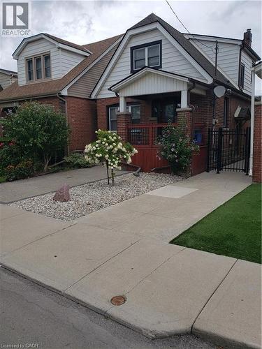 134 Balsam Avenue N, Hamilton, ON - Outdoor