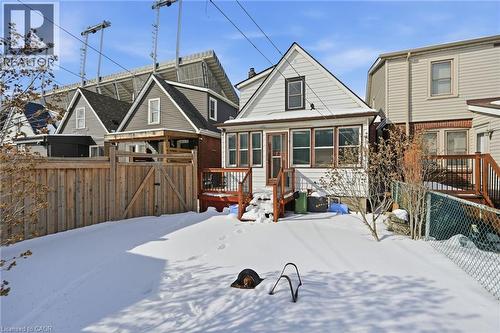 134 Balsam Avenue N, Hamilton, ON - Outdoor