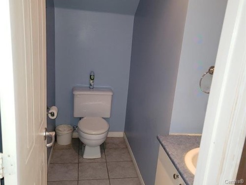 Salle d'eau - 13482 Rue Brault, Mirabel, QC - Indoor Photo Showing Bathroom