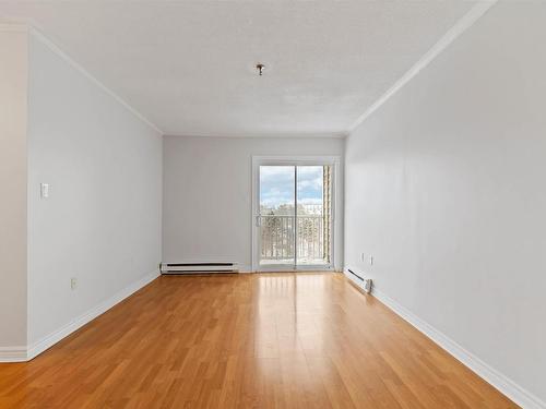 403 15 Langbrae Drive, Halifax, NS 