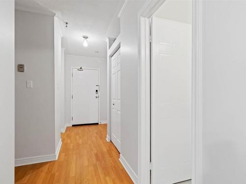 403 15 Langbrae Drive, Halifax, NS 