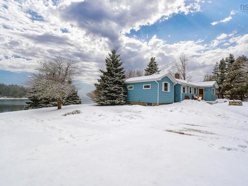 211 Sunset Drive, Glen Haven, NS 