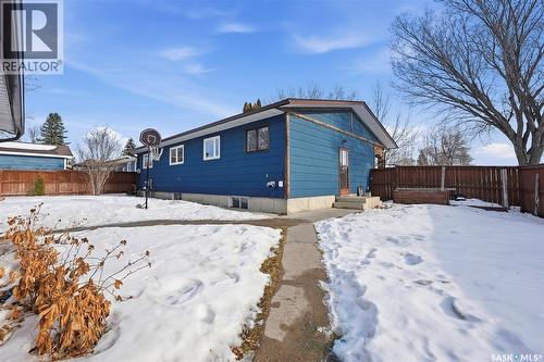 639 Wardlow Road, Saskatoon, SK - Outdoor