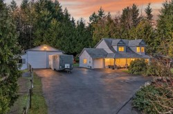 1136 Corcan Rd  Qualicum Beach, BC V9K 2R6