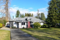 1180 Willemar Ave  Courtenay, BC V9N 3L9