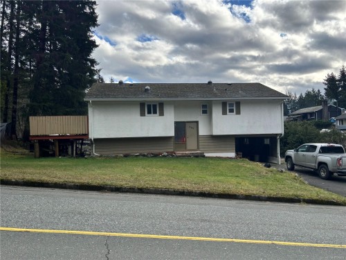 649 Nimpkish Dr, Gold River, BC 