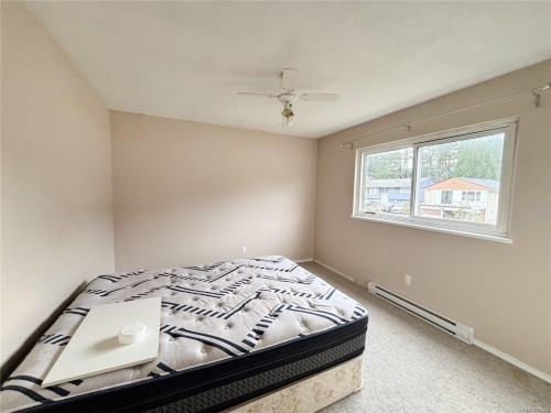 649 Nimpkish Dr, Gold River, BC 