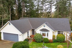 6456 McKenzie Dr  Duncan, BC V9L 5R9