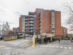 709-103 Gorge Rd EAST Victoria, BC V9A 6Z2