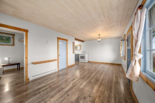 1426 Wilkinson Rd, Comox, BC 