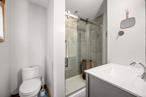 1426 Wilkinson Rd, Comox, BC 