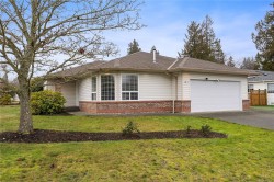 107 Acacia St SOUTH Parksville, BC V9P 1H4