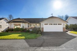 30-111 McKinstry Rd  Duncan, BC V9L 5E4