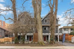 5-1789 Emerson St  Victoria, BC V8R 2C2