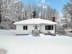 10 West Caledonia Road  Caledonia, NS B0T 1B0