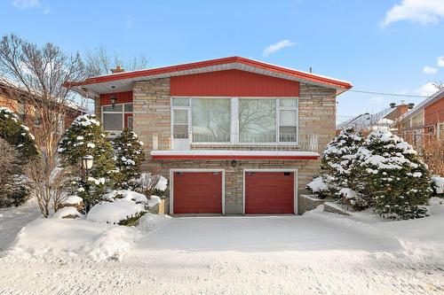 2470 Rue Paton  Montréal (Saint-Laurent), QC H4M 1C8