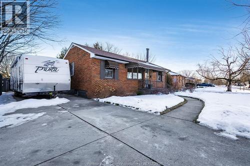 1114 Parkview, Windsor, ON - Outdoor