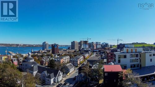 913 2250 Maitland Street  Halifax, NS B3K 2Z9