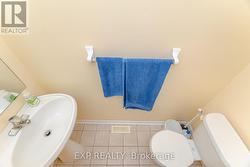 Powder Room Main Floor - 