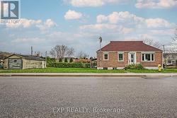 414 MELROSE STREET  Toronto, ON M8Z 1H1