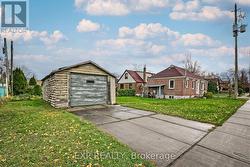 414 MELROSE STREET Toronto, ON M8Z 1H1