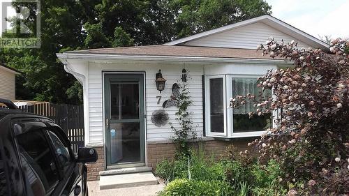 7 Feltz RD  Elliot Lake, ON P5A 1V3