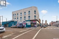 4 37 Main STREET N  Moose Jaw, SK S6H 0V8